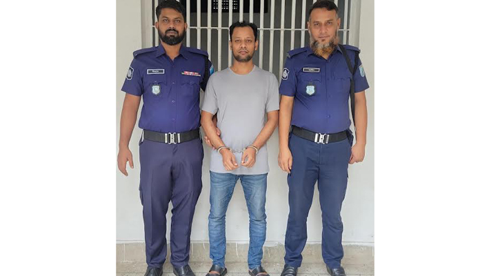 সাবেক ছাত্রলীগ নেতা-জাবির বহিষ্কৃত সহকারী অধ্যাপক জনি গ্রেপ্তার 